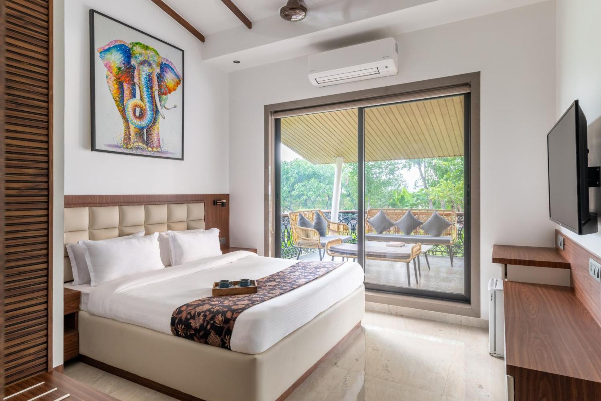 ホテル Energise Soul Retreat Trimbakeshwar Nashik エクステリア 写真